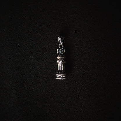 DUSTY CHESS LOCKET