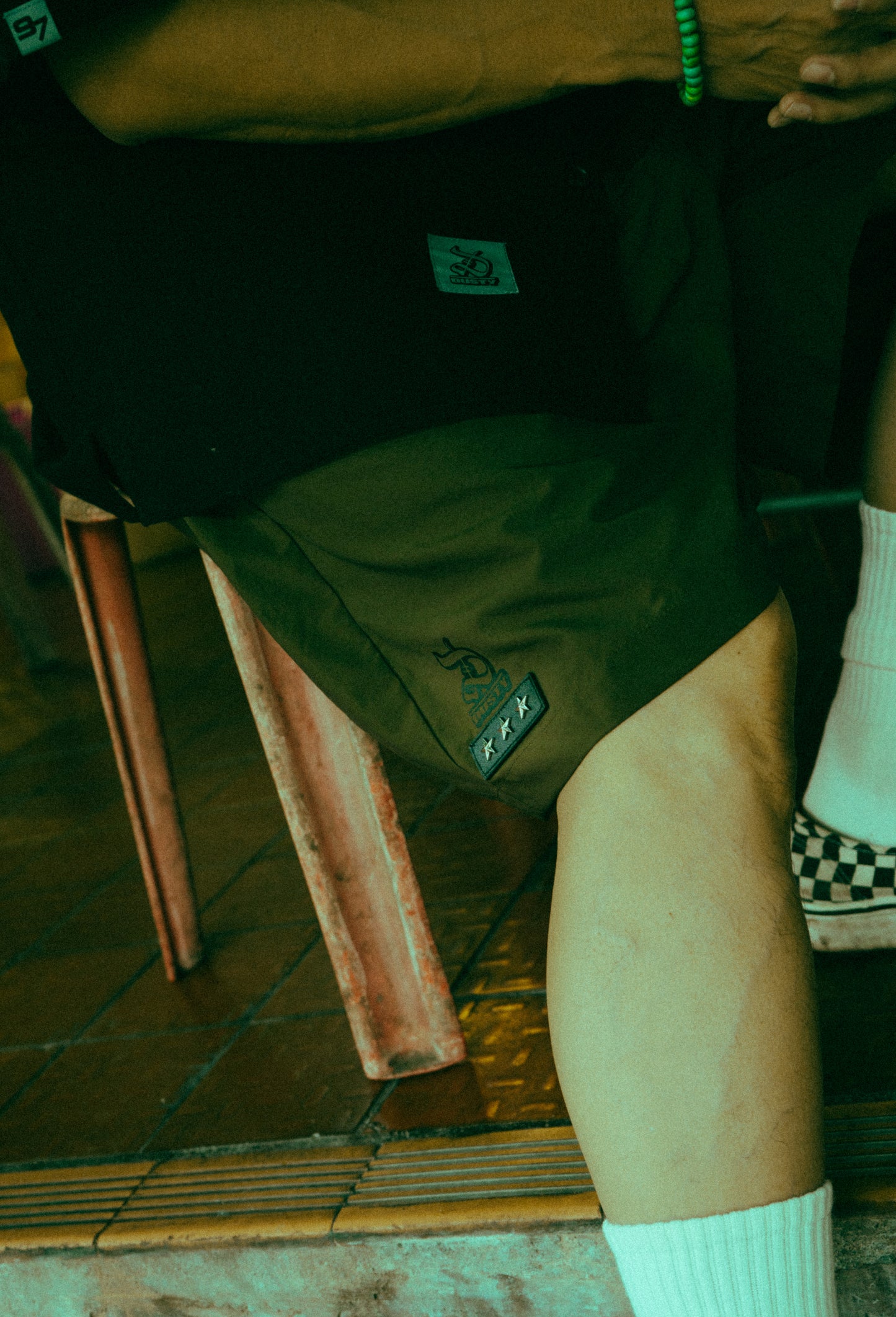 DUSTY LOGO SHORTS