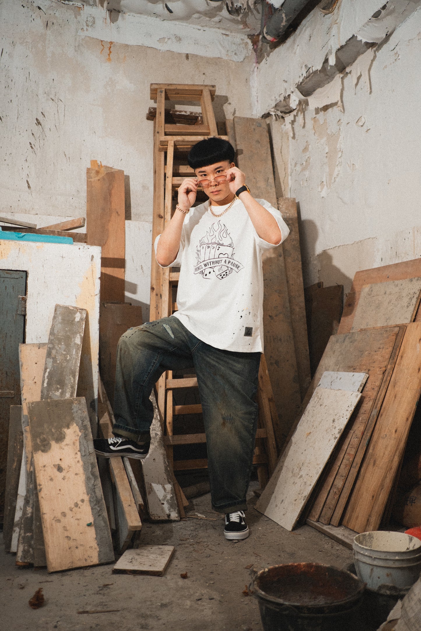 DUSTY WASH POKER TEE