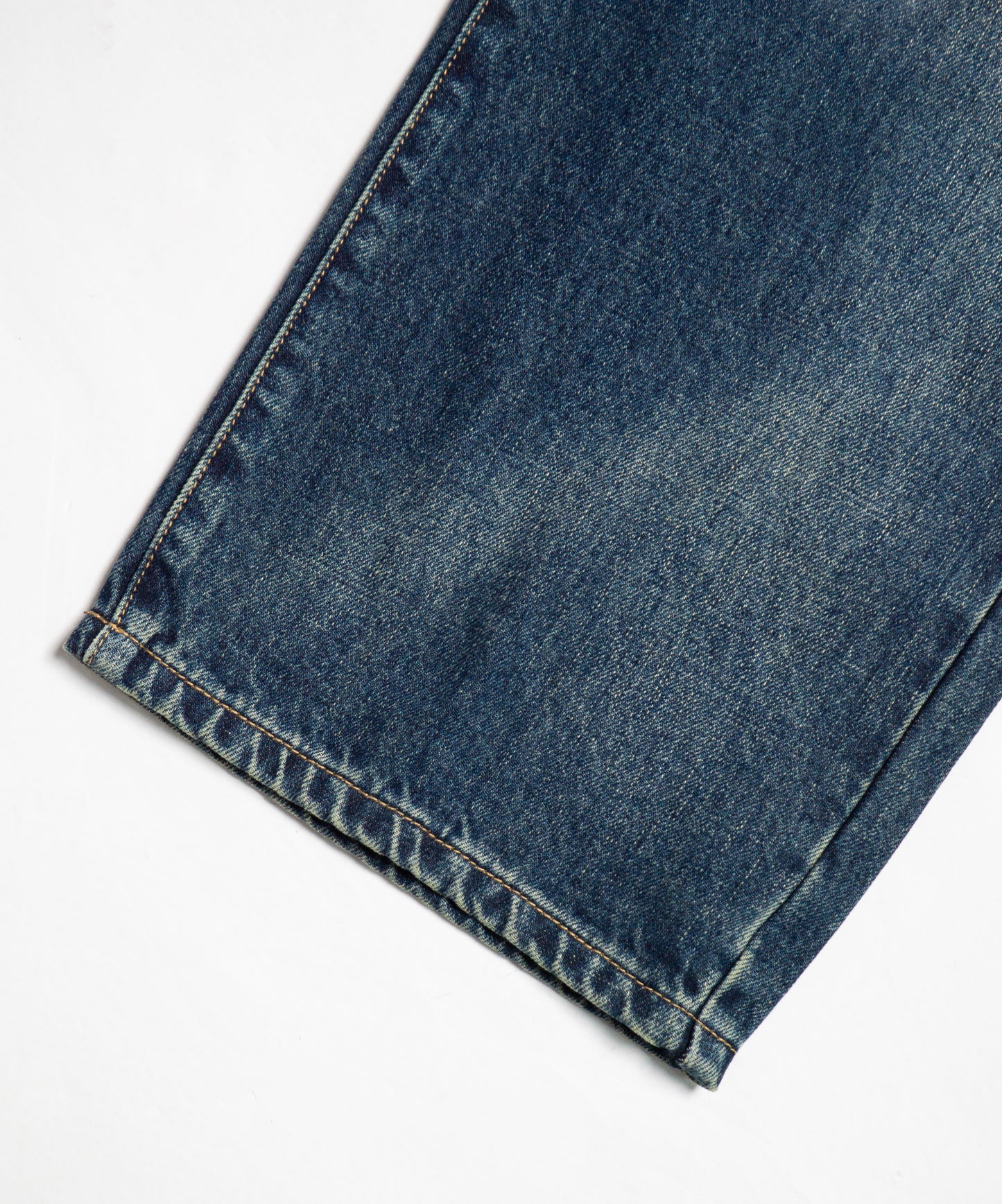 DUSTY THRASHED DENIM PANTS