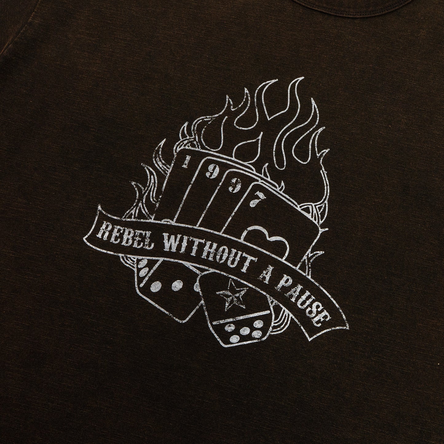 DUSTY WASH POKER TEE