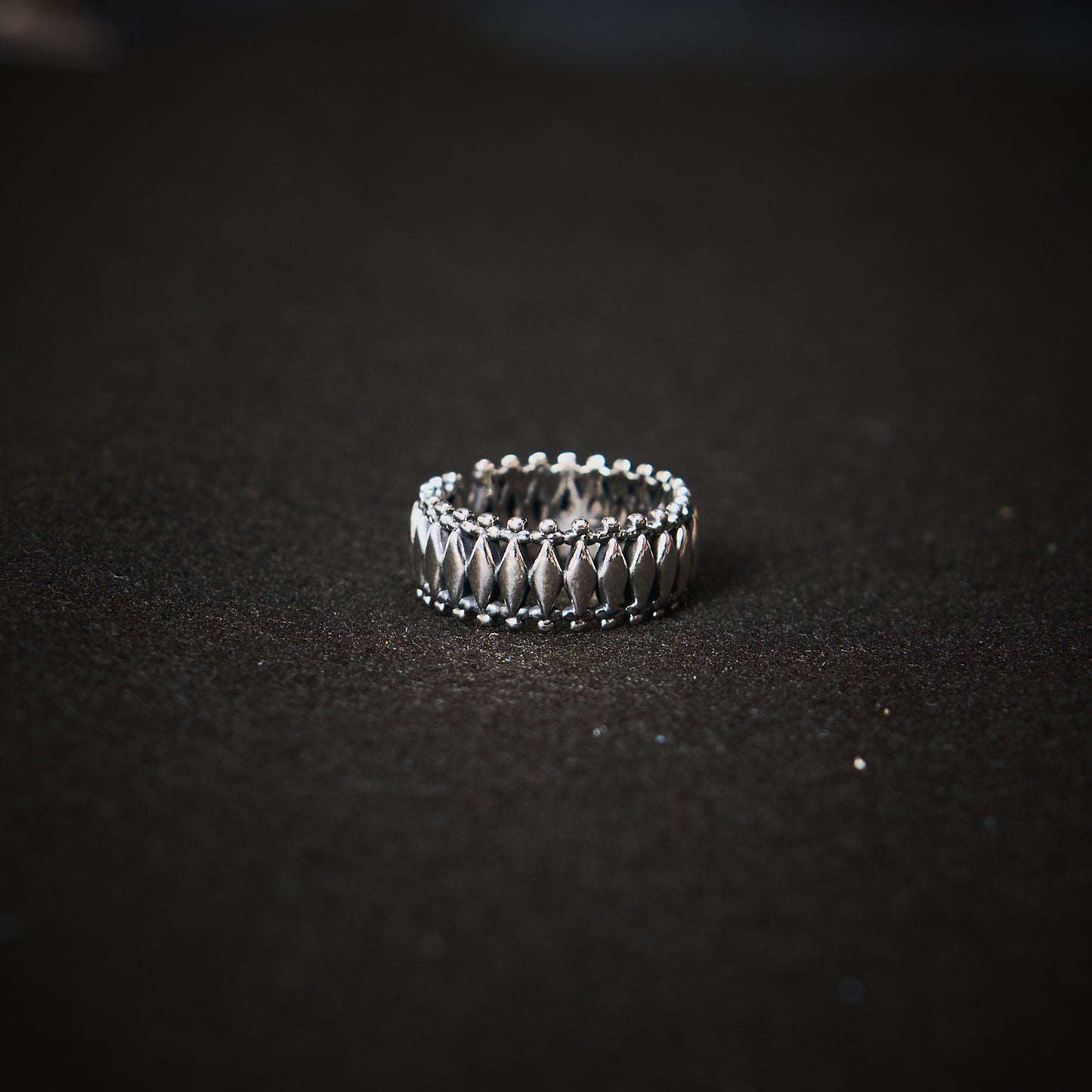DUSTY PATTERN RING