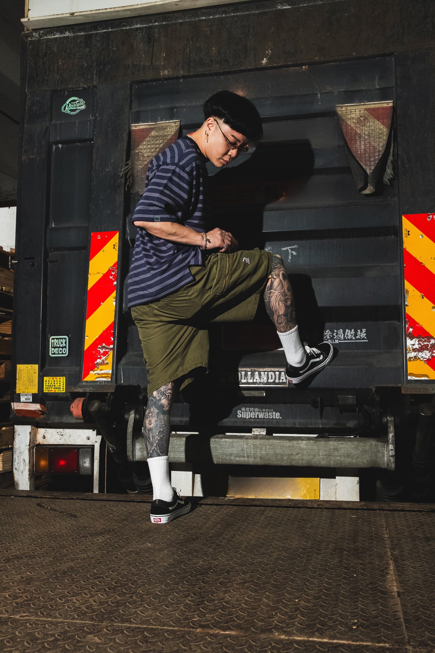 DUSTY WASH CARGO SHORTS
